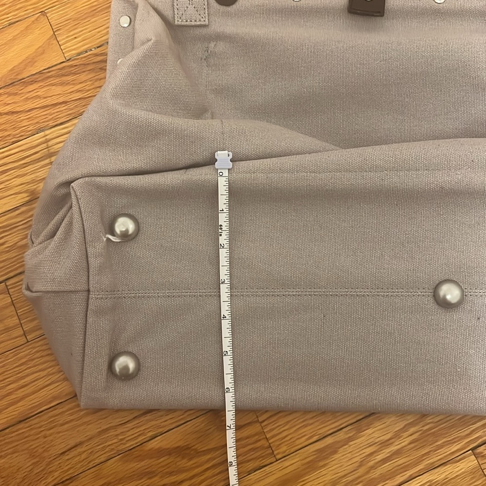 Minimalist Gray and Brown Weekender travel bag - Picture 12 of 13